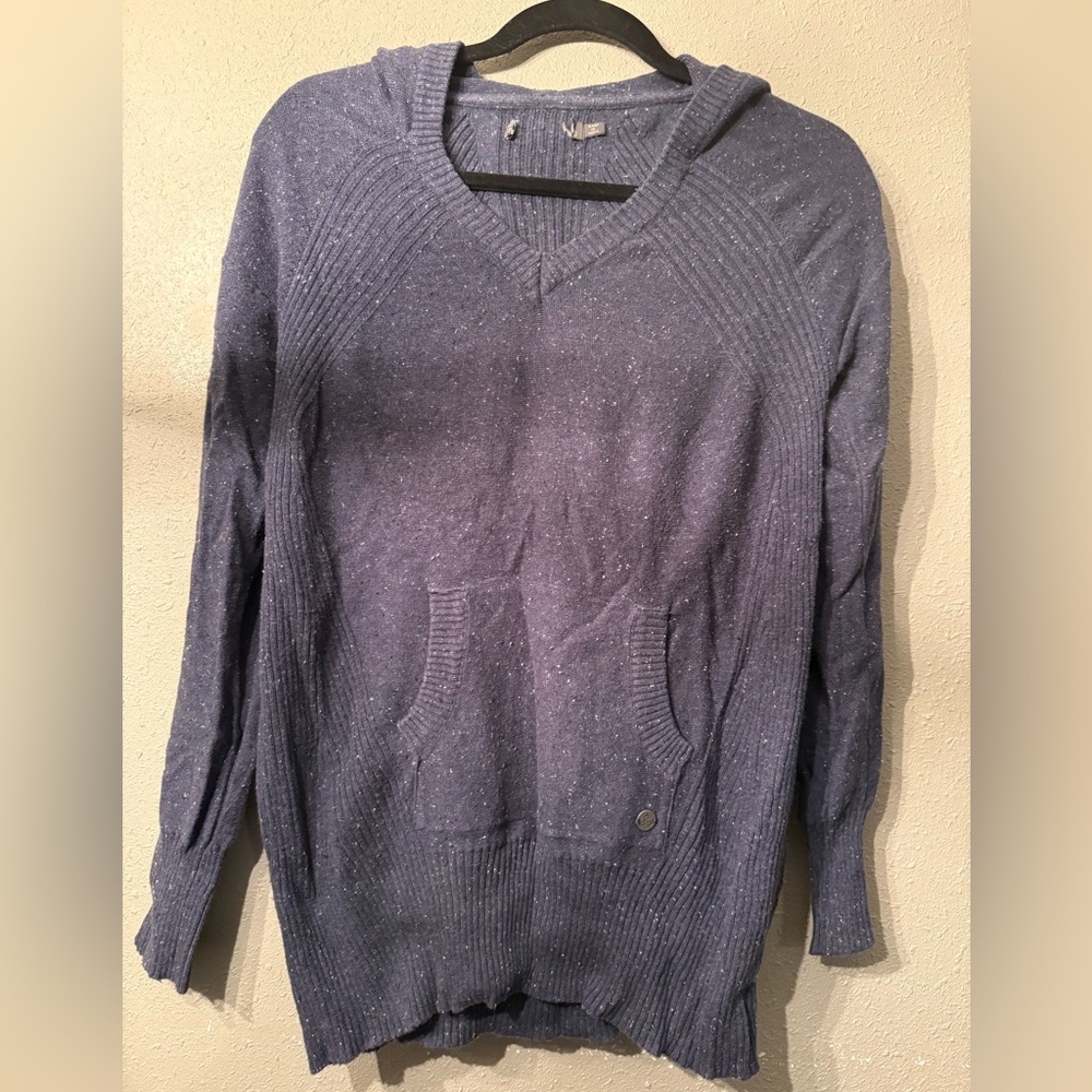 Prana Heathered Blue V-Neck Sweater